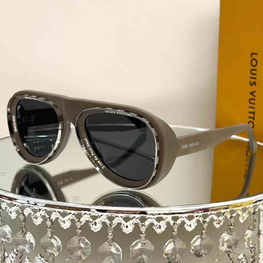 Brown Louis Vuitton Green Luxury Sunglasses