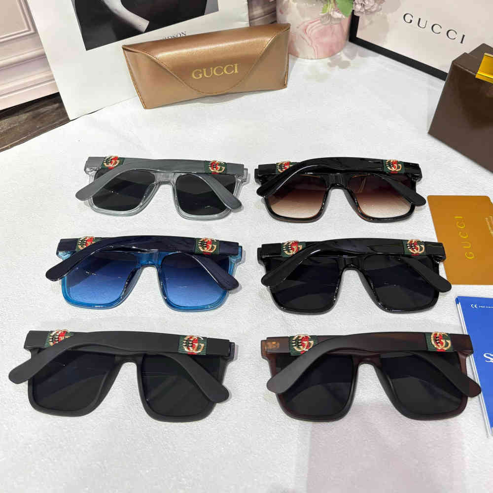 Gucci Grey Premium Sunglasses-3