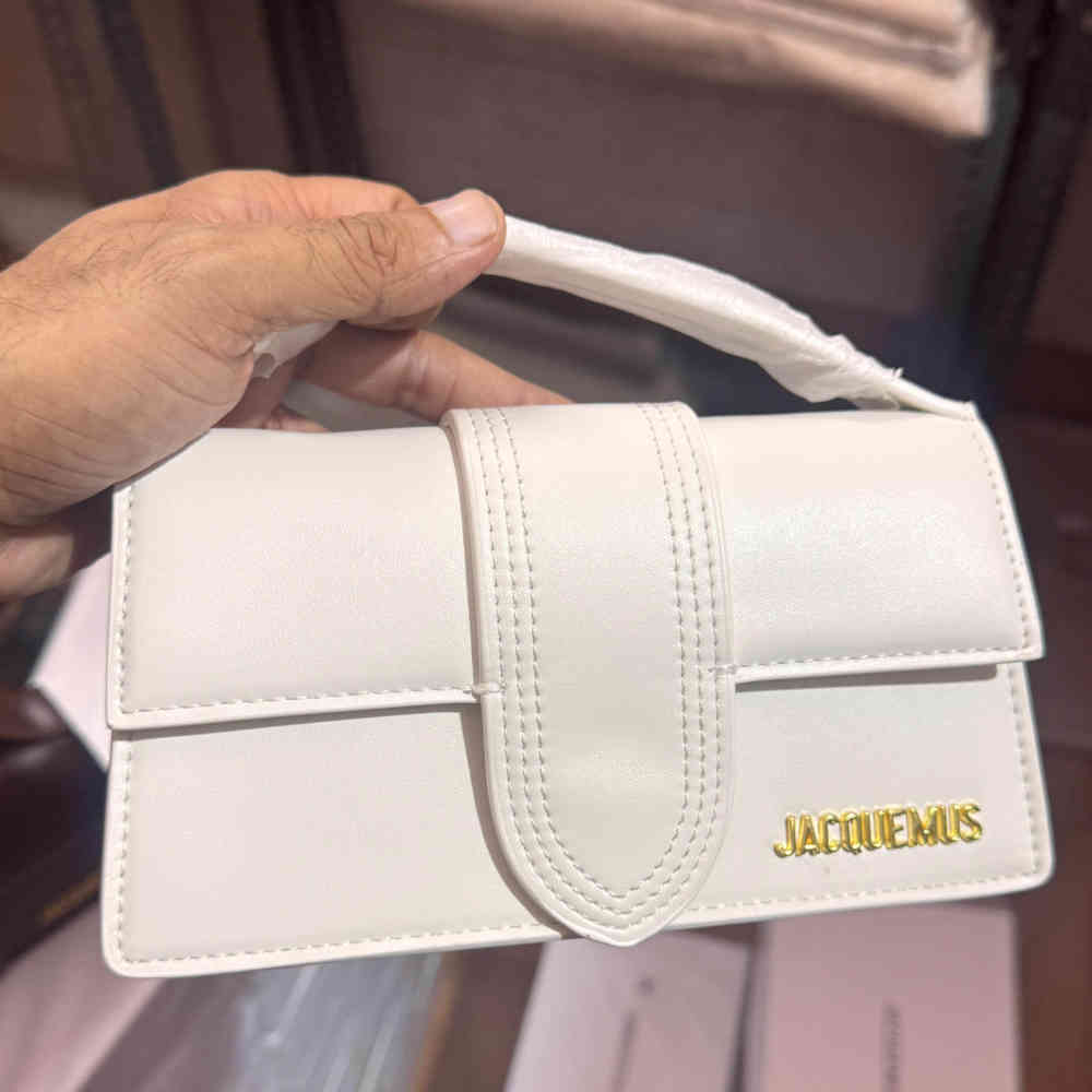 White Jacquemus Le Bamino Pink Sling Bag