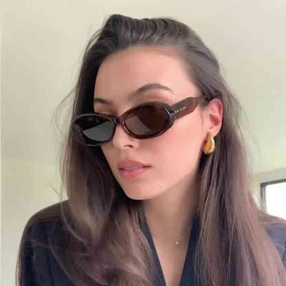 Gucci Brown Premium Women's Sunglasses-3