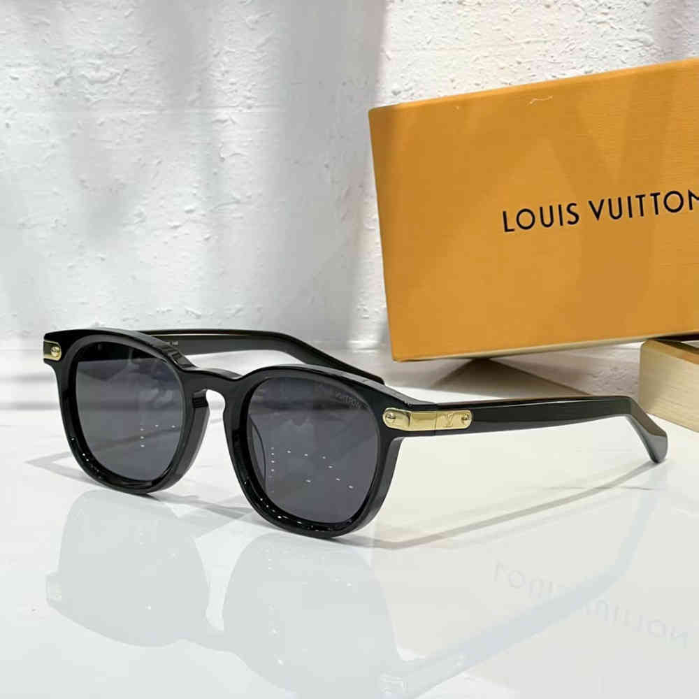 Black Louis Vuitton Grey Premium Sunglasses