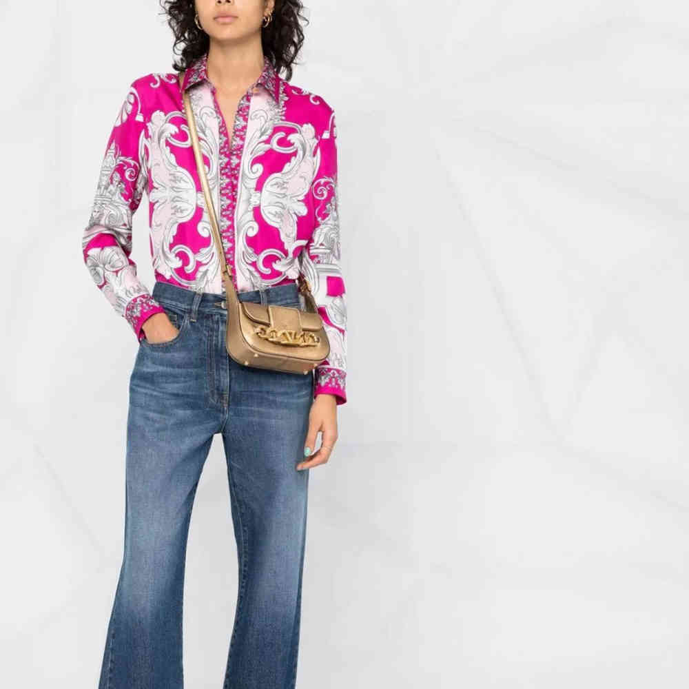 Valentino Garavani VLogo Shoulder Bag-5