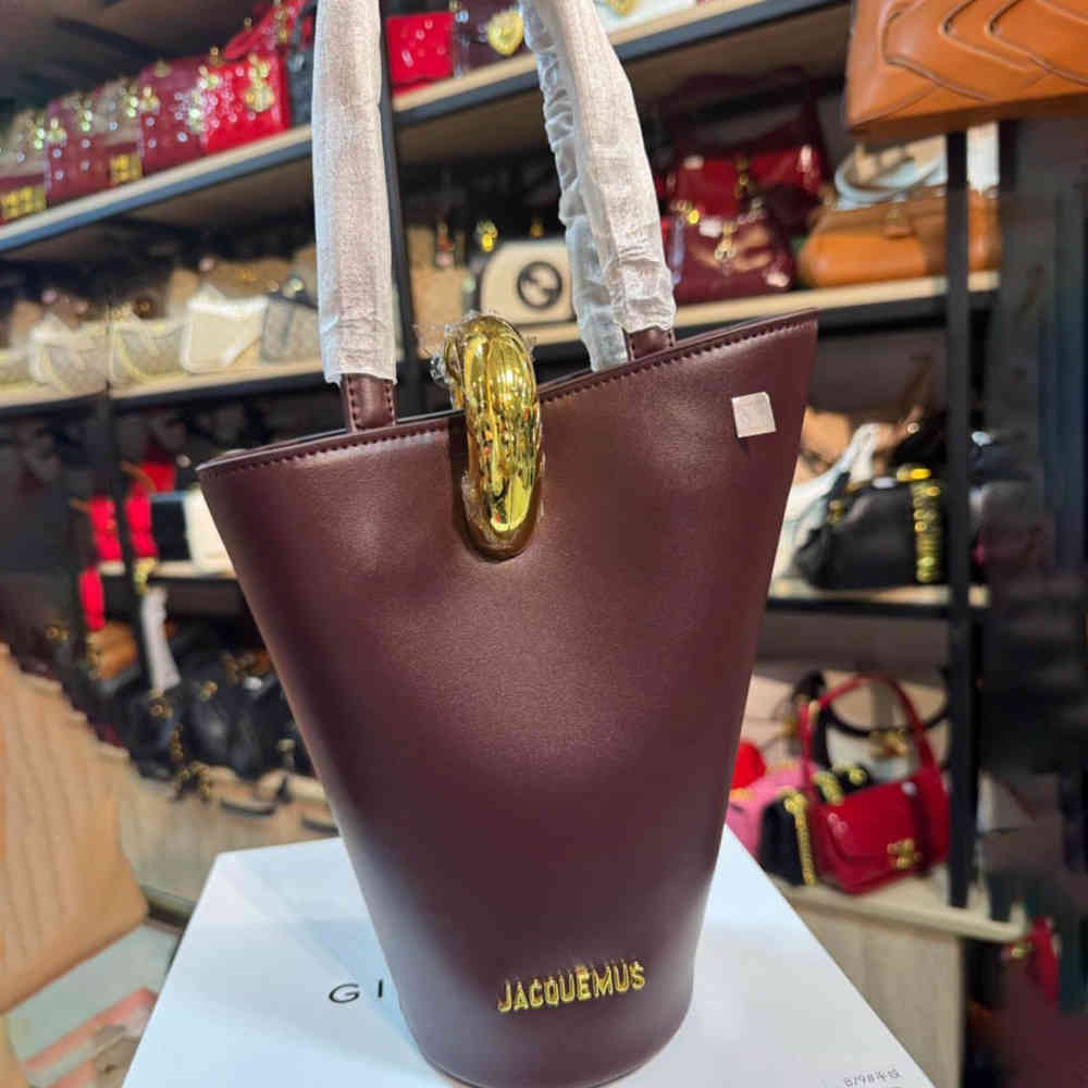 Wine Jacquemus Le Petit Bambola Black Bucket Bag
