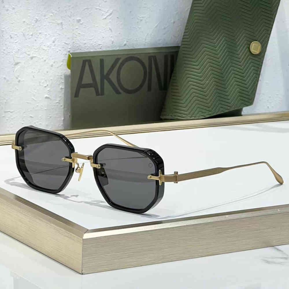 Black Akoni Juno Grey Sunglasses