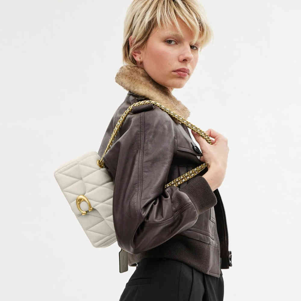 Coach Tabby 26 With Pillow Quilting White Sling Bag-thumb-5