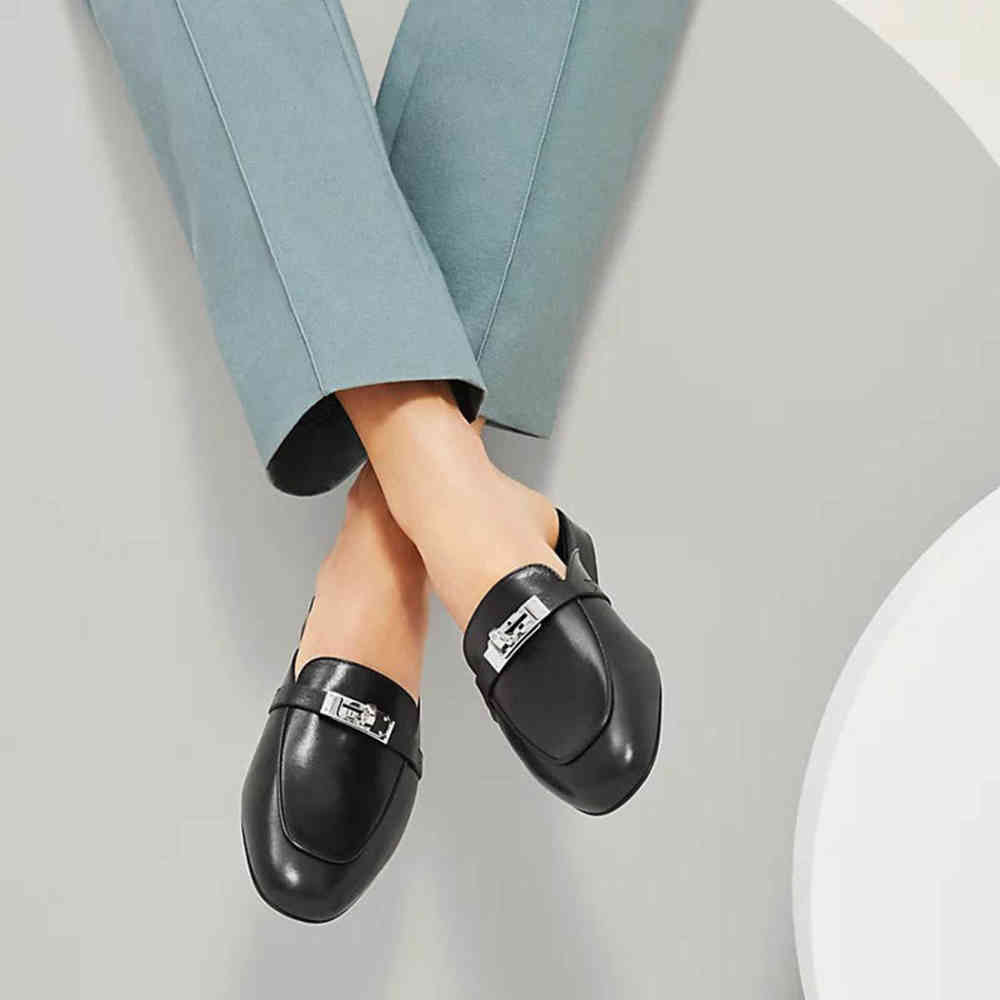 Hermès Oz Black Sandal-4