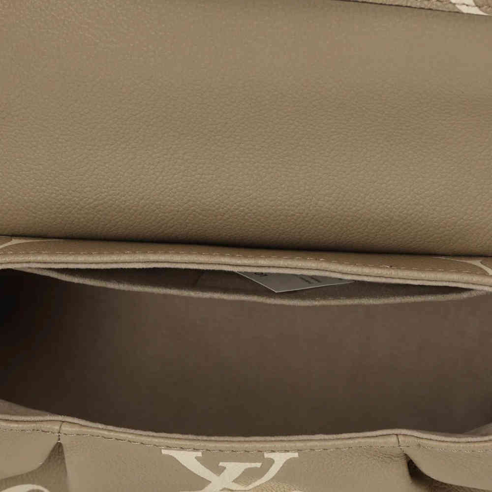 Louis Vuitton Favorite Green Empreinte Bicolor Sling Bag-thumb-2