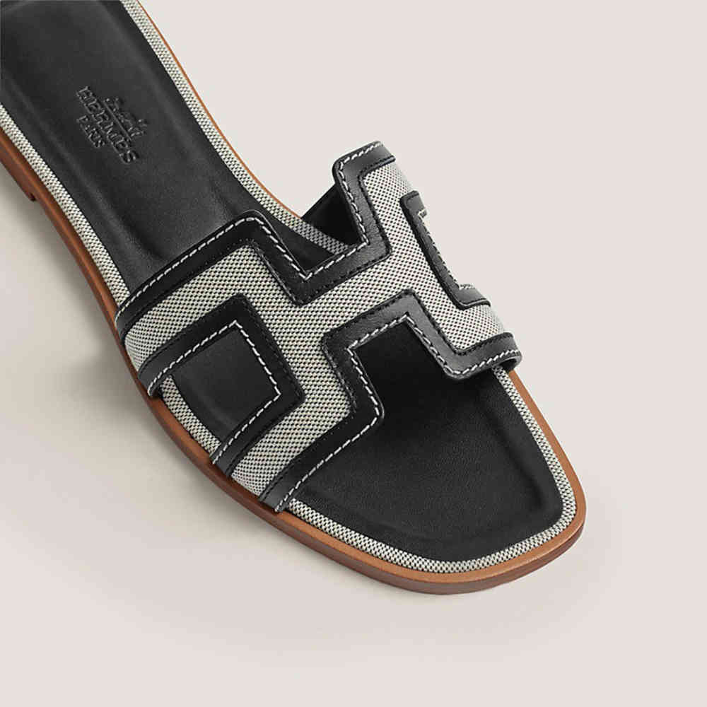 Hermes Oran Black Flat Sandals-thumb-4