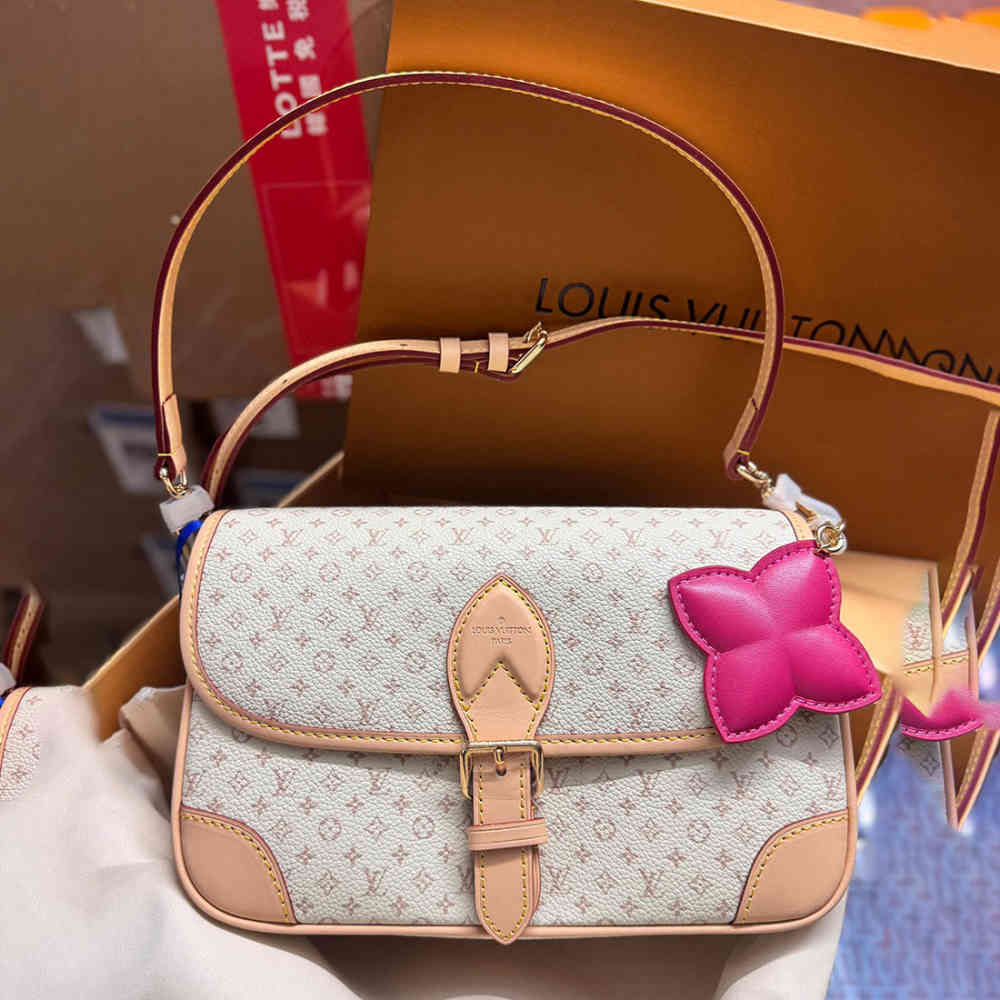 Louis Vuitton Diane White & Pink Shoulder Bag-thumb-0