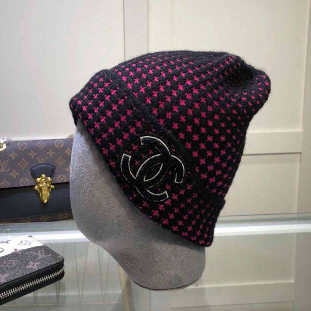 Chanel Pink Cashmere Beanie-4