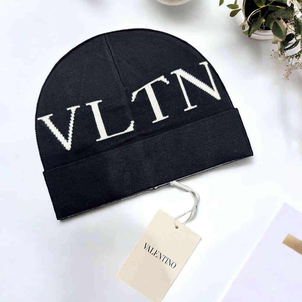 Black Valentino Black & Red Cashmere Beanie