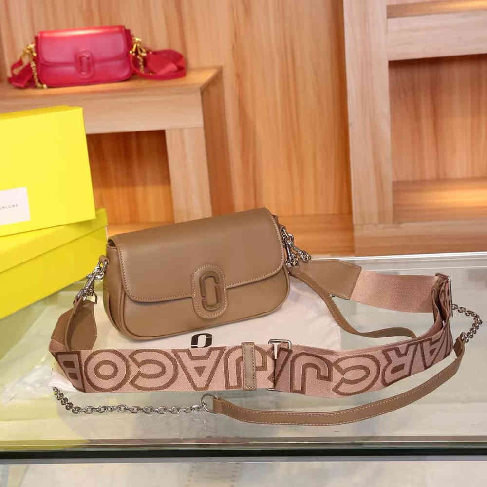 Beige Marc Jacobs The Clover Genuine Pink Leather Bag