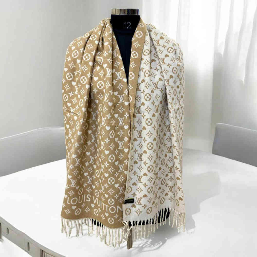 Beige Louis Vuitton Black Cashmere Wool Blend Scarf