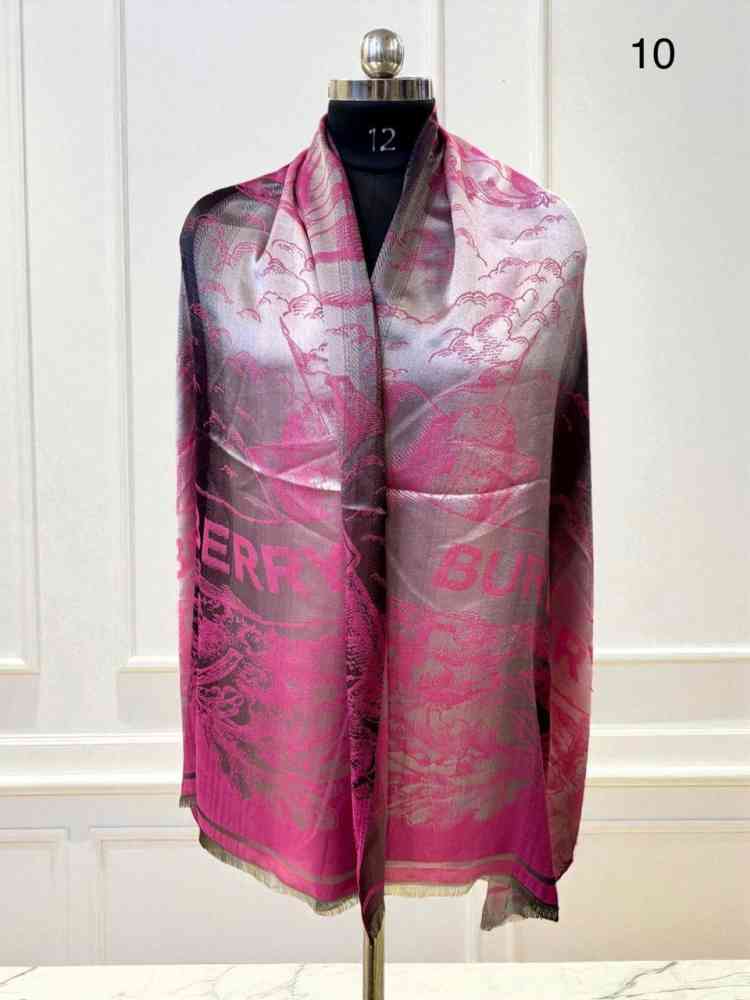 Pink Burberry Cashmere Beige Woollen Stole