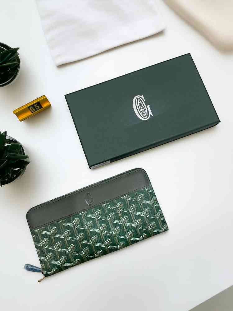 Goyard Premium Long Card Wallet-2