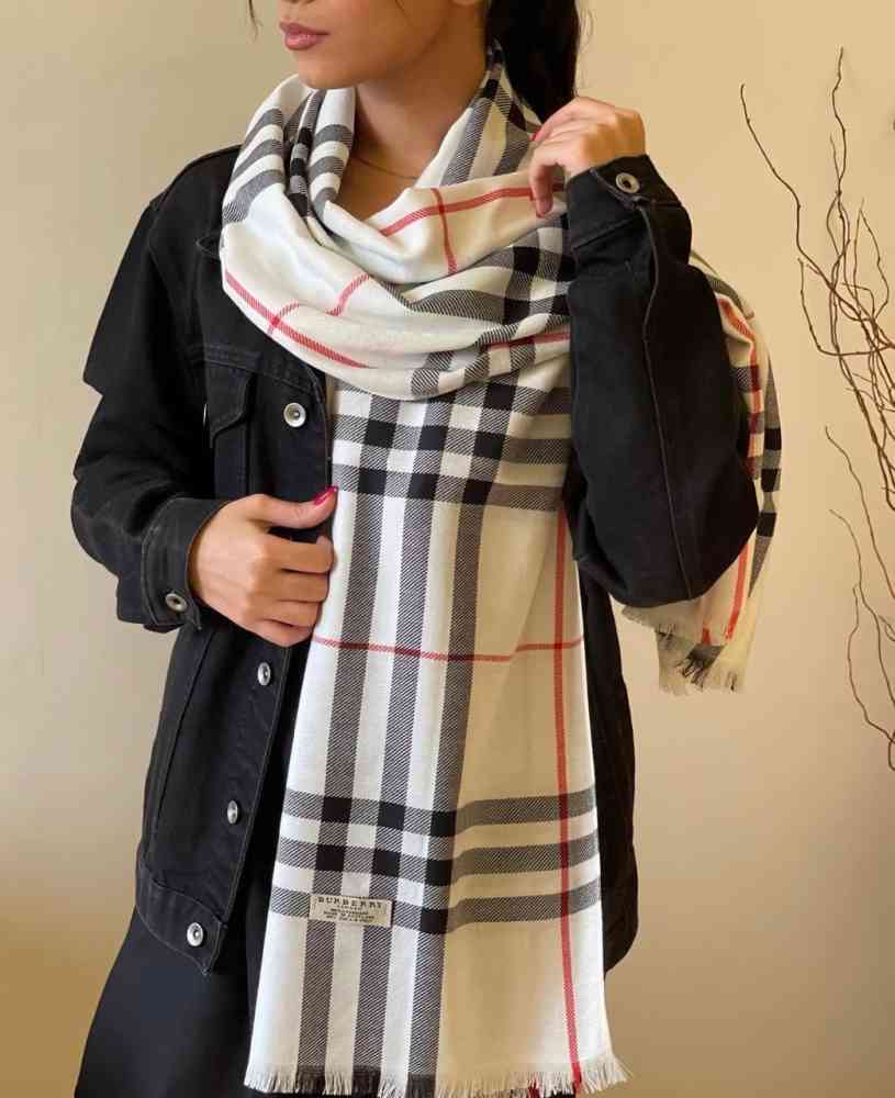 Cream Burberry Check Cashmere Blue Stole