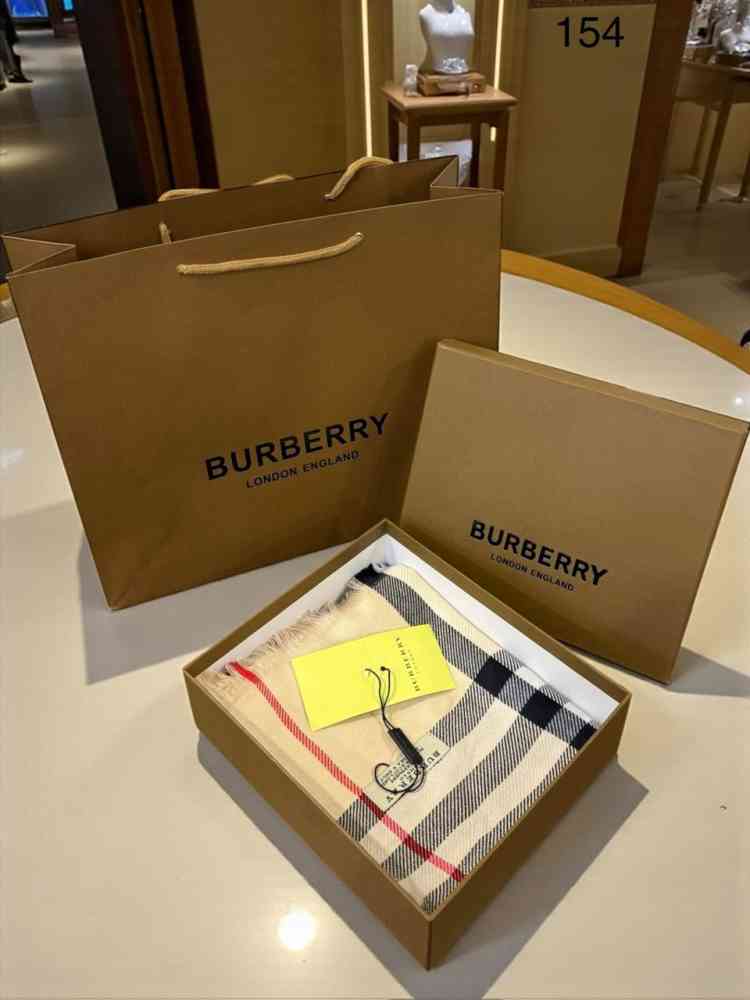 Burberry Check Cashmere Cream Stole-2