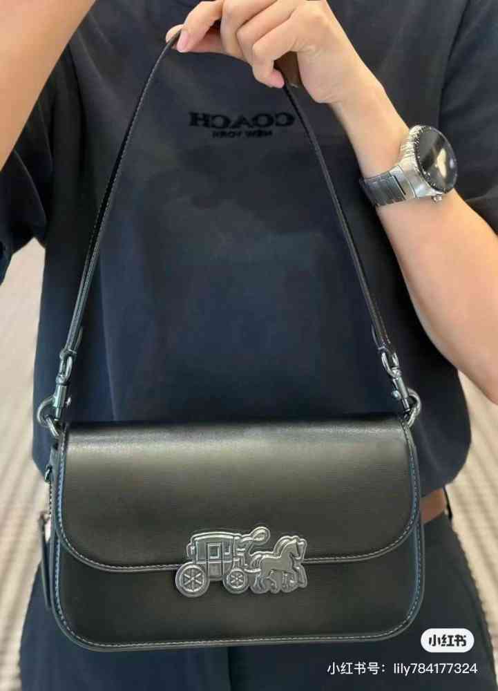 Coach Harper Black Saddle Shoulder Bag-3