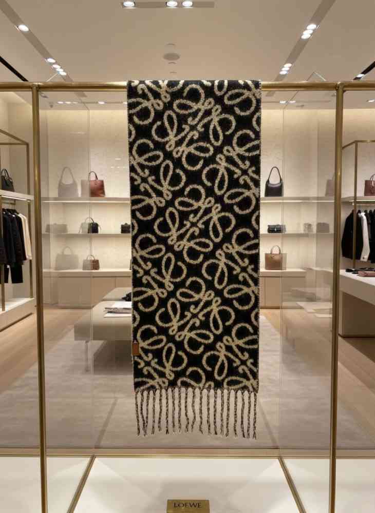 Loewe Anagram Black Woollen Stole-2