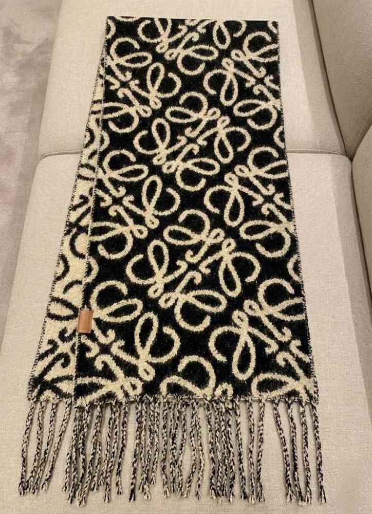 Loewe Anagram Black Woollen Stole-3