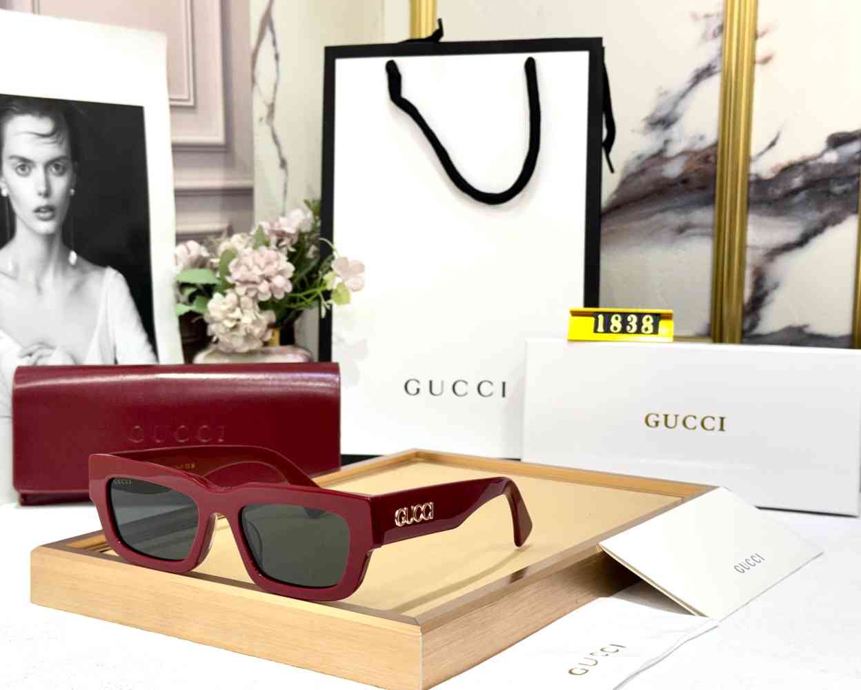 Red Gucci Green Luxury Sunglasses
