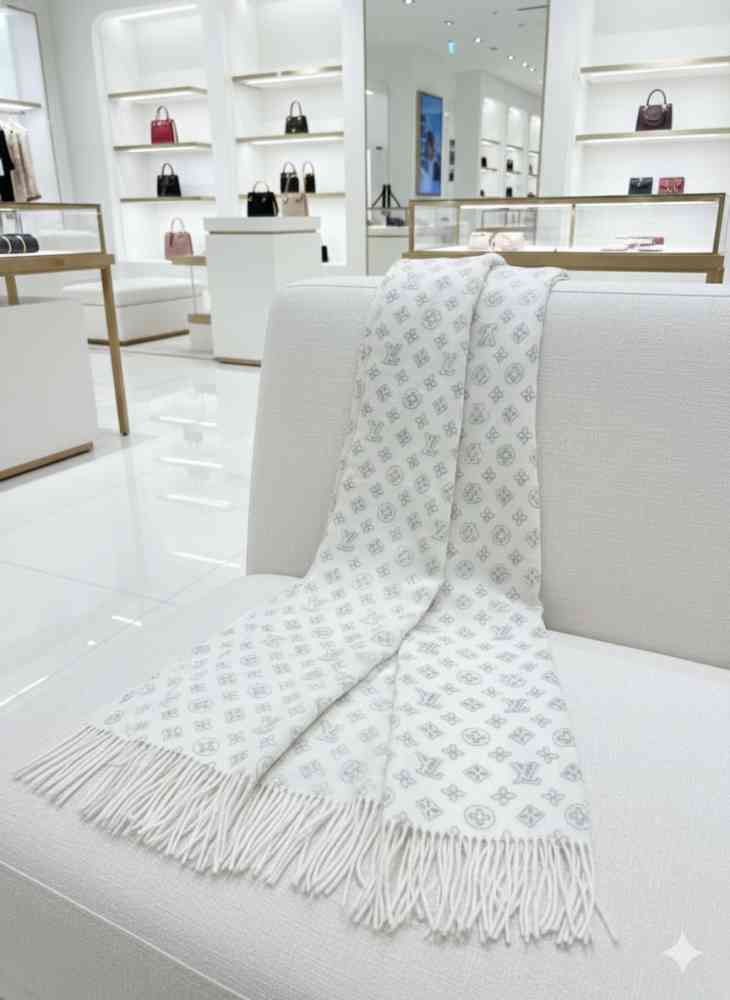 Louis Vuitton White Cashmere Reversible Muffler-thumb-2
