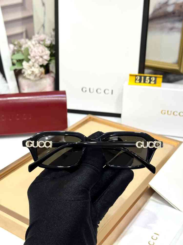 Gucci Black Women's Sunglasses-thumb-1