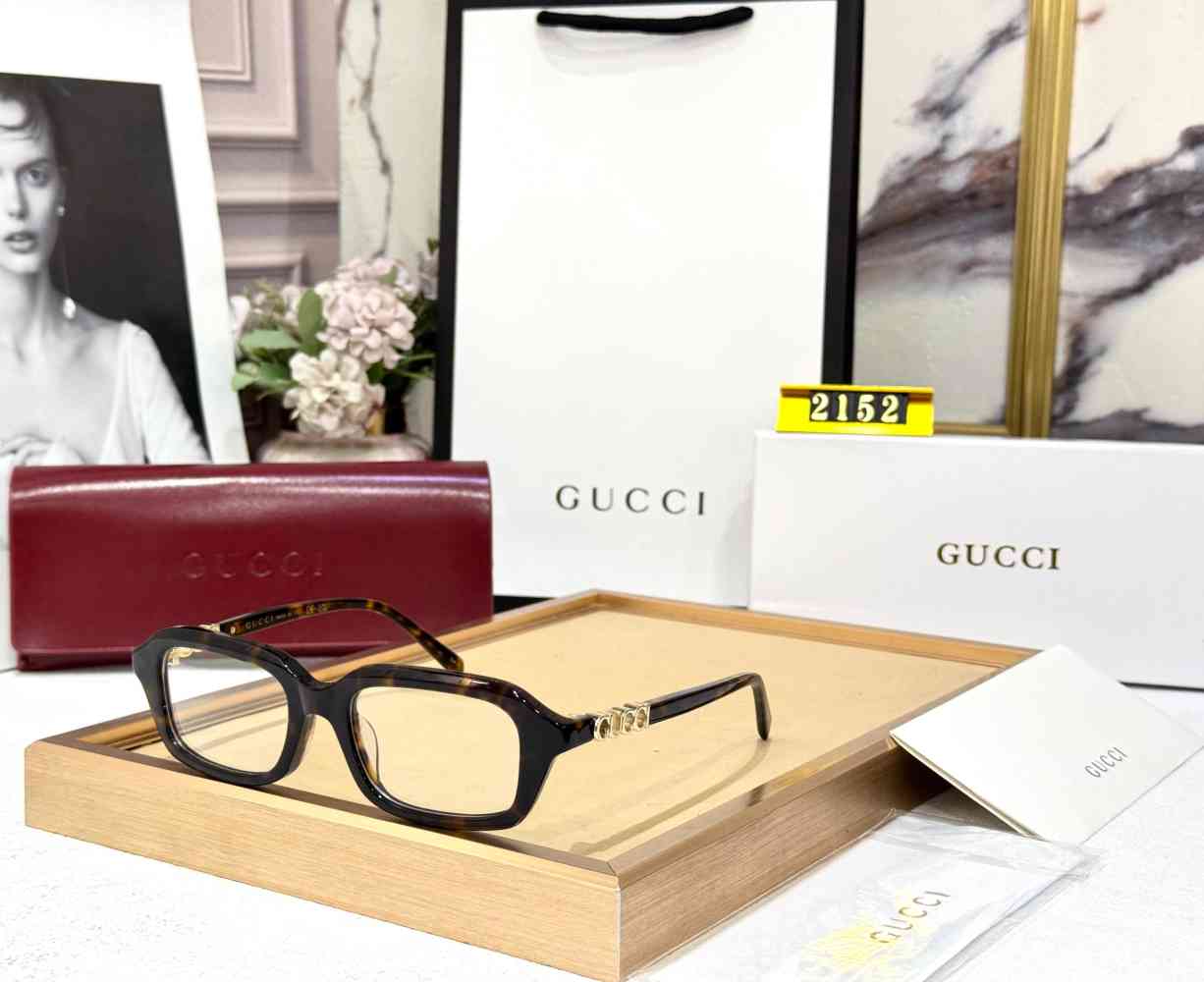 Silver Gucci Black Women's Sunglasses