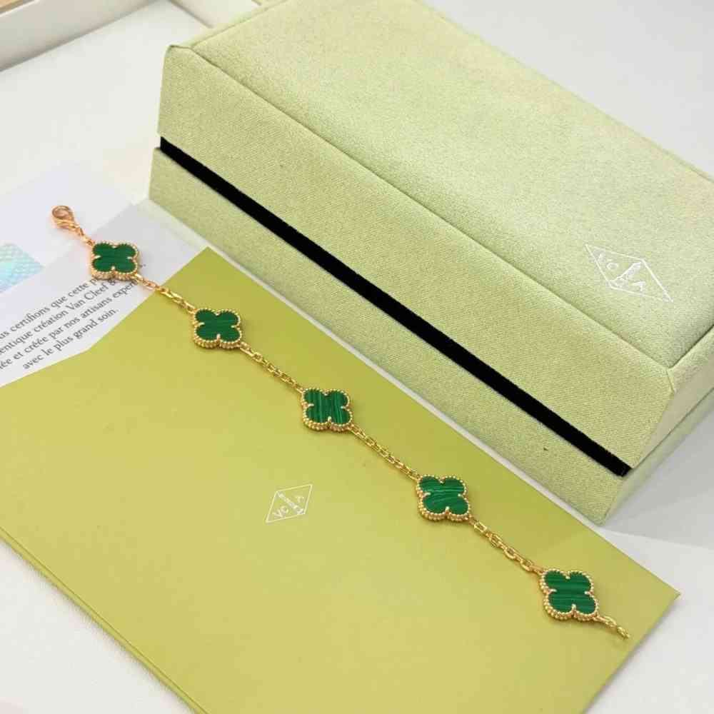 Green Van Cleef Alhambra Black Stone Clover Gold Color Bracelet