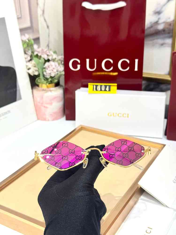 Gucci Pink Women's Sunglasses-thumb-2
