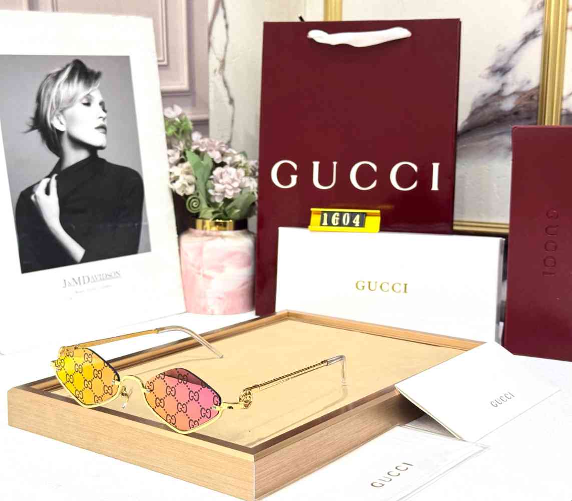 Gucci Pink Women's Sunglasses-thumb-0