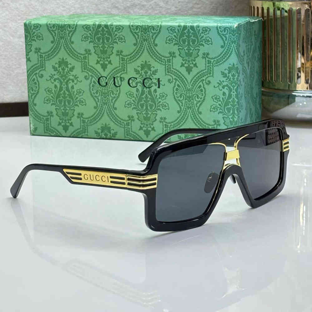 Gucci GG0900S Black Oversize Sunglasses-thumb-2