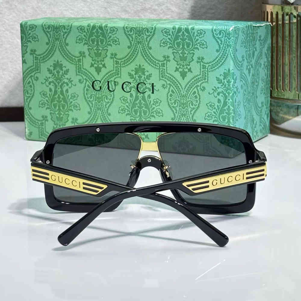 Gucci Black Women's Sunglasses-2