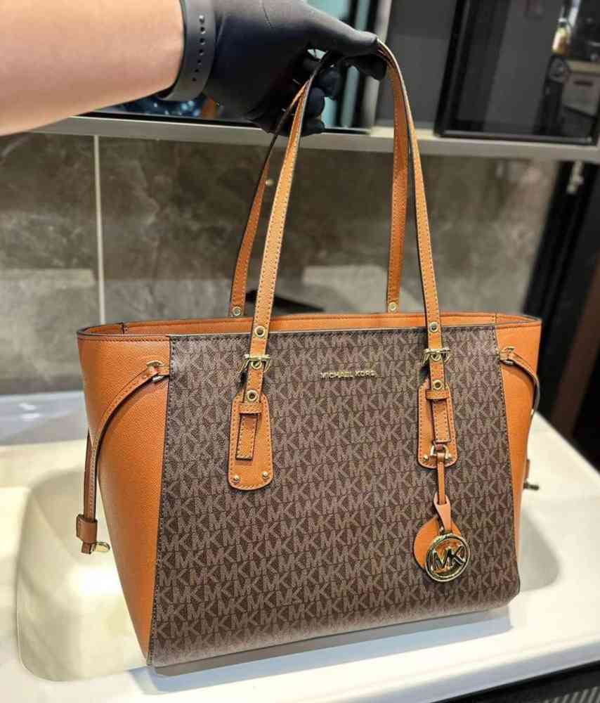 Michael Kors Logo Voyager Brown Tote Bag-thumb-0