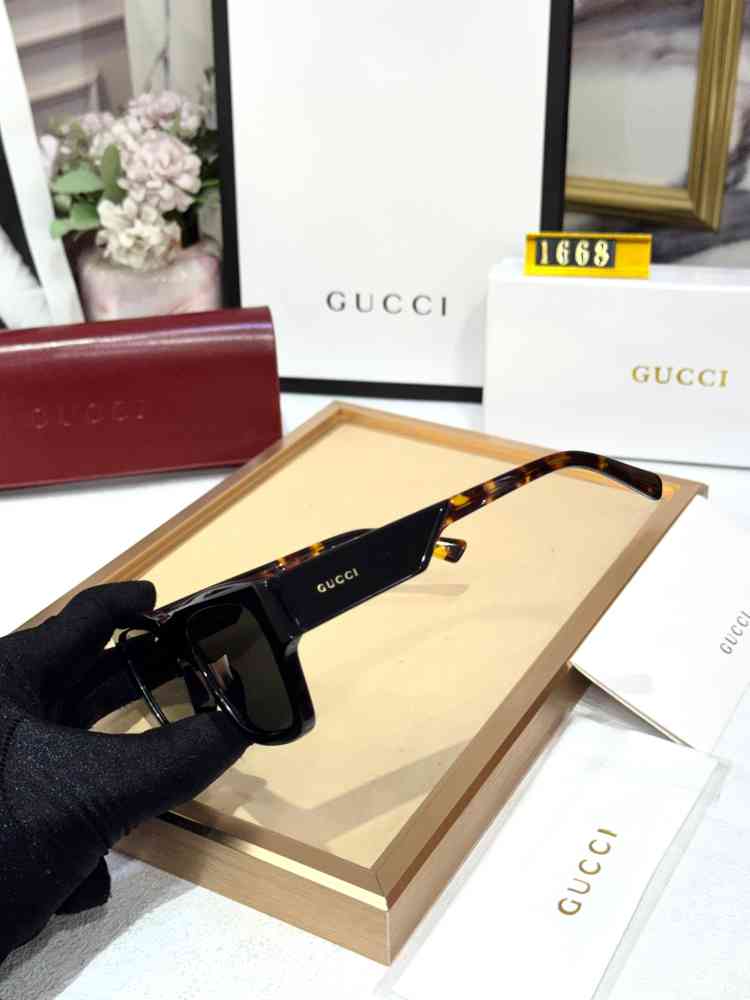 Gucci Black Premium Sunglasses-thumb-1
