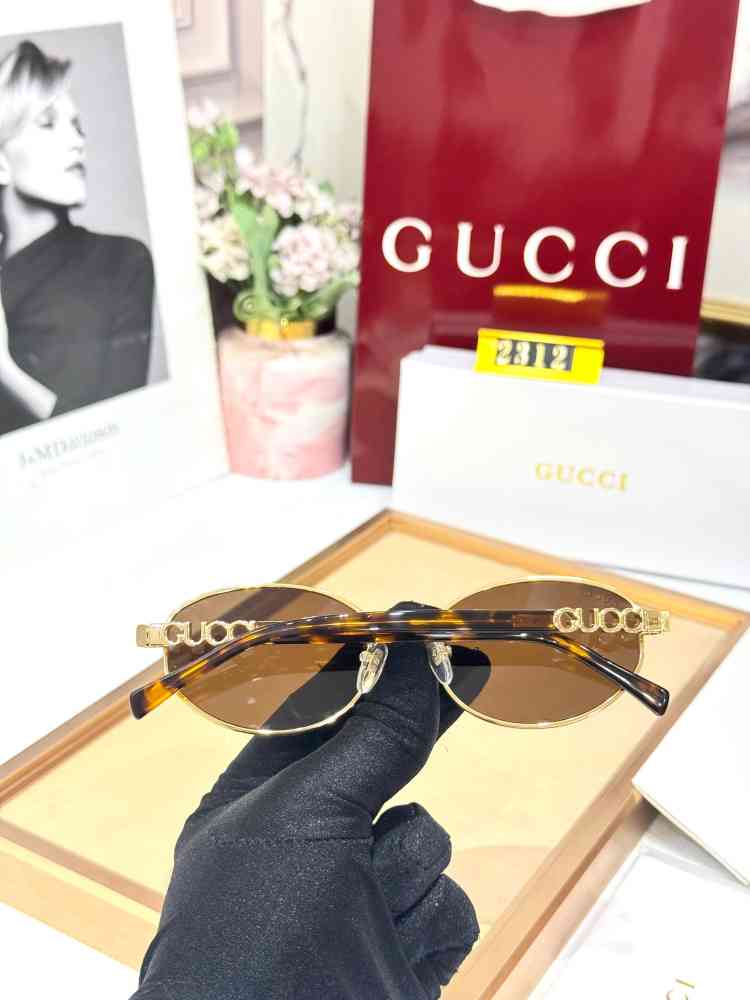 Gucci Brown GG Women's Sunglasses-3
