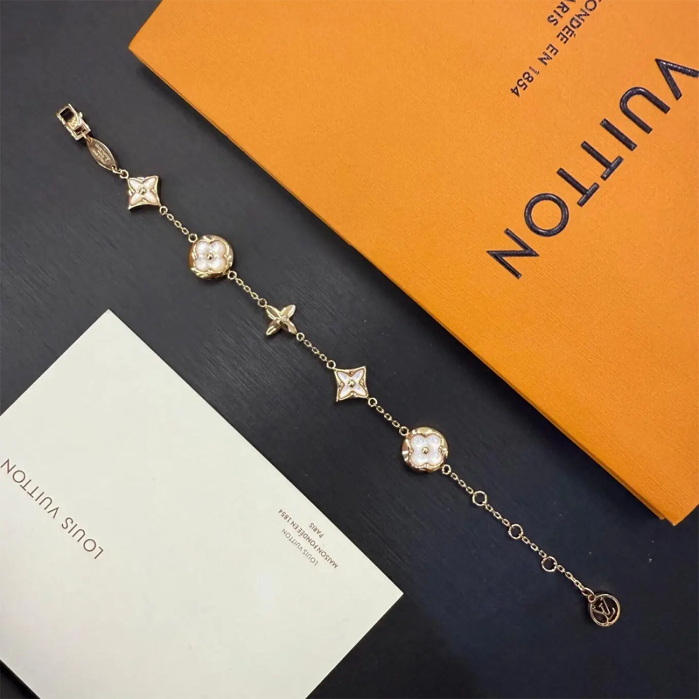Gold Louis Vuitton Idylle Blossom 18k White Gold Bracelet