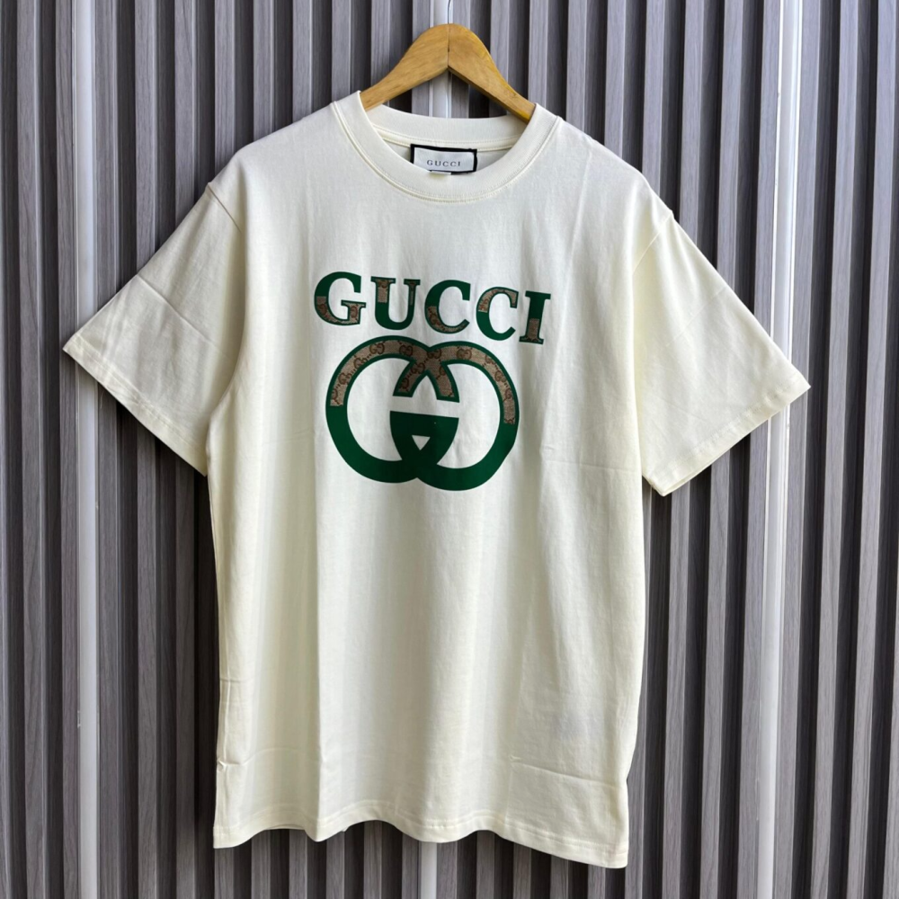 White Gucci Interlocking G Graphic Black T-Shirt
