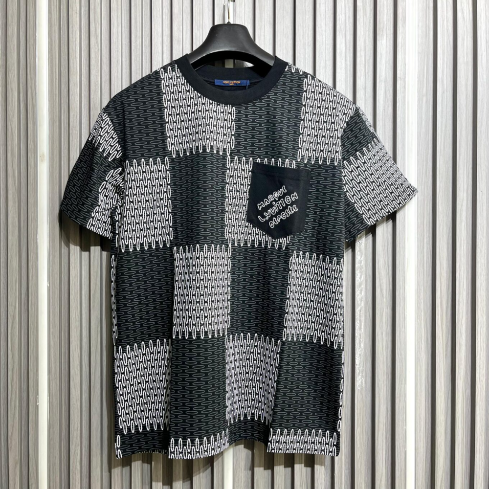 Louis Vuitton Damier Jacquard Short-Sleeved Black Crewneck Premium T-Shirt-thumb-0