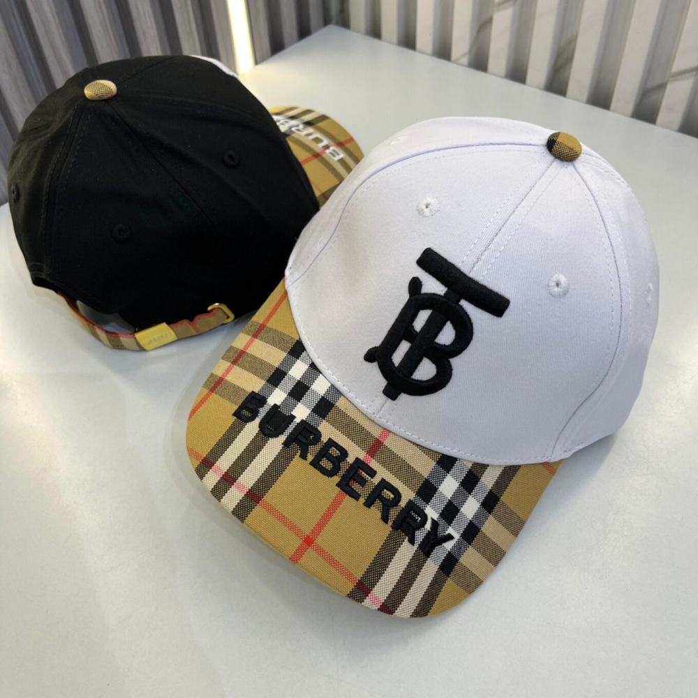 White Burberry TB Monogram & Vintage Check Black Baseball Caps