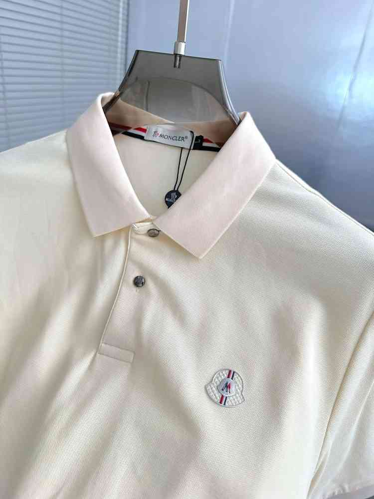 Moncler Peach Premium Quality T-shirt-thumb-3