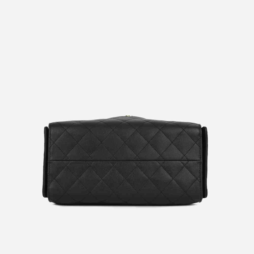 Chanel Maxi Black Iconic 26C Shoulder Bag-thumb-3