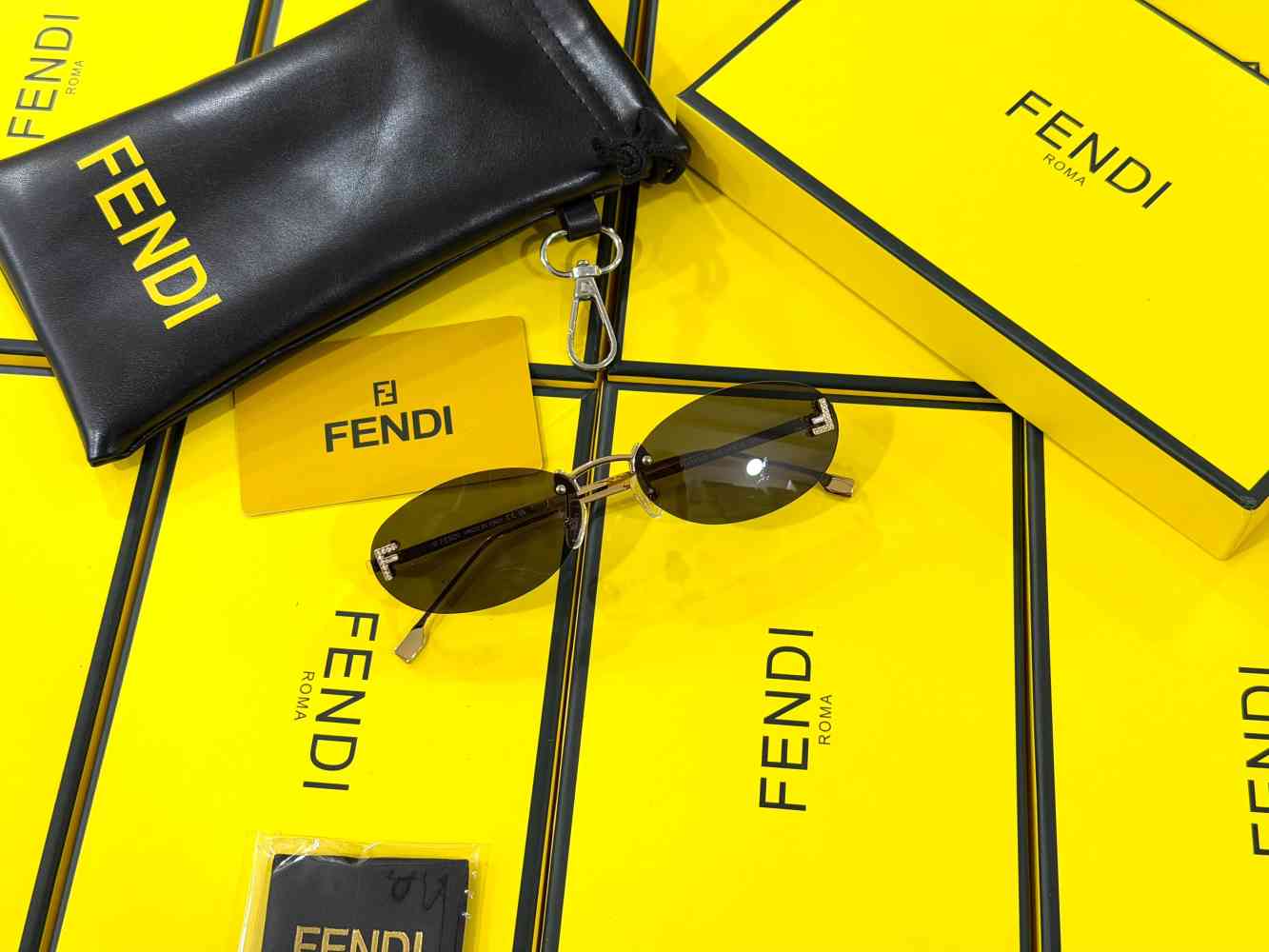 Fendi Black Premium Women's Sunglasses-2