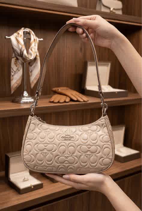 Cream Coach Black Tabby Shoulder Bag