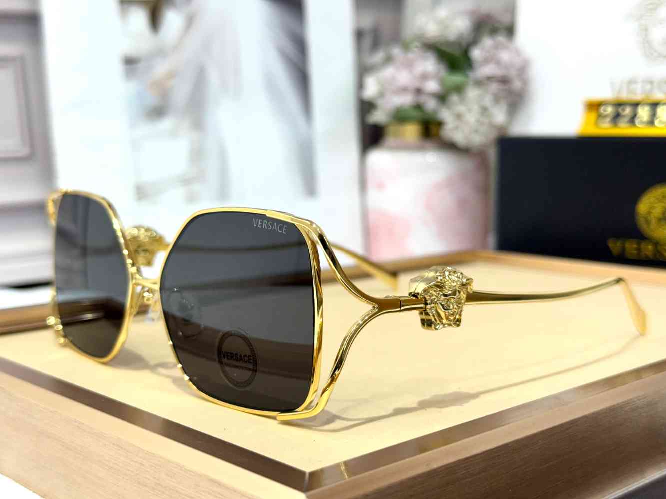 Versace Black Premium Women's Sunglasses-thumb-1
