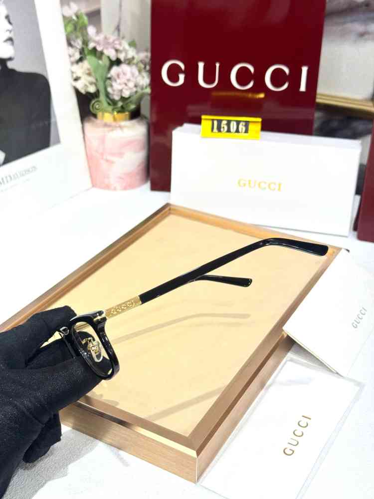 Gucci Black GG Women's Sunglasses-thumb-2