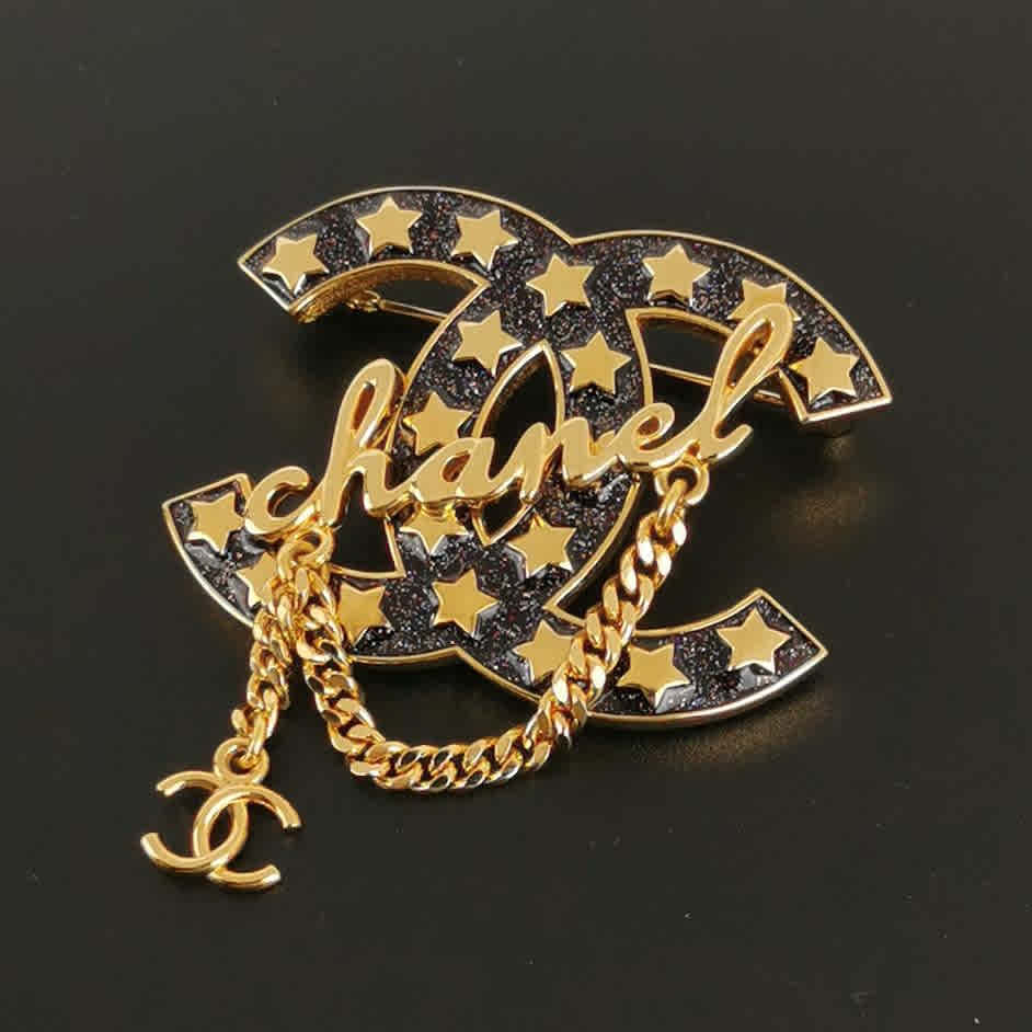 Chanel Comet Star CC Brooch-3