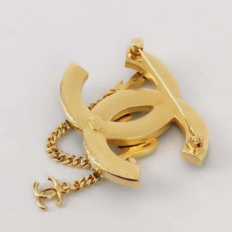 Chanel Comet Star CC Brooch-1