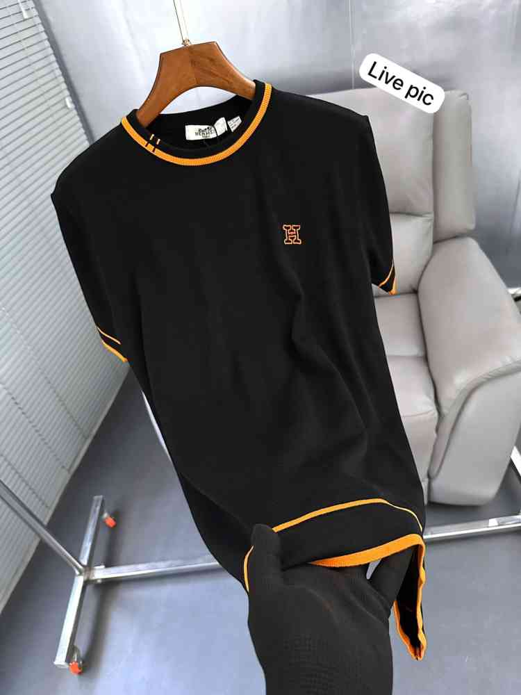 Hermes Black Premium Quality T-shirt-thumb-3