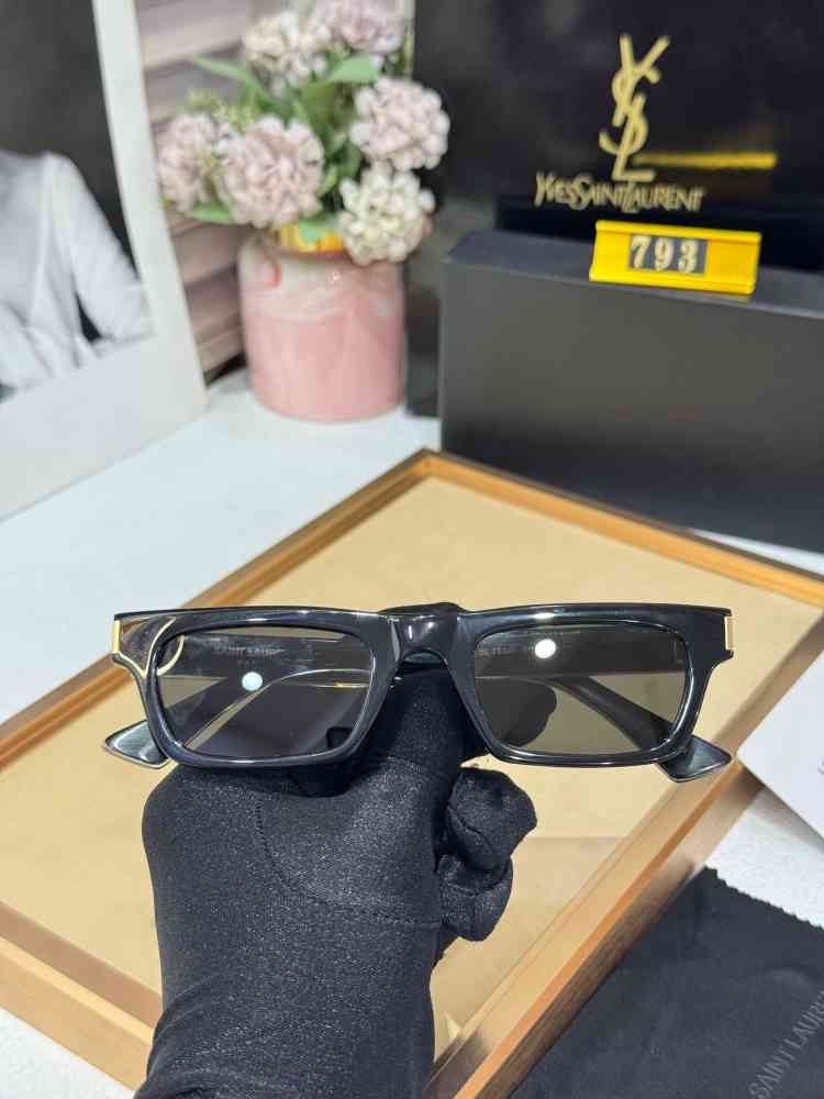 Saint Laurent Black Luxury Sunglasses-thumb-3